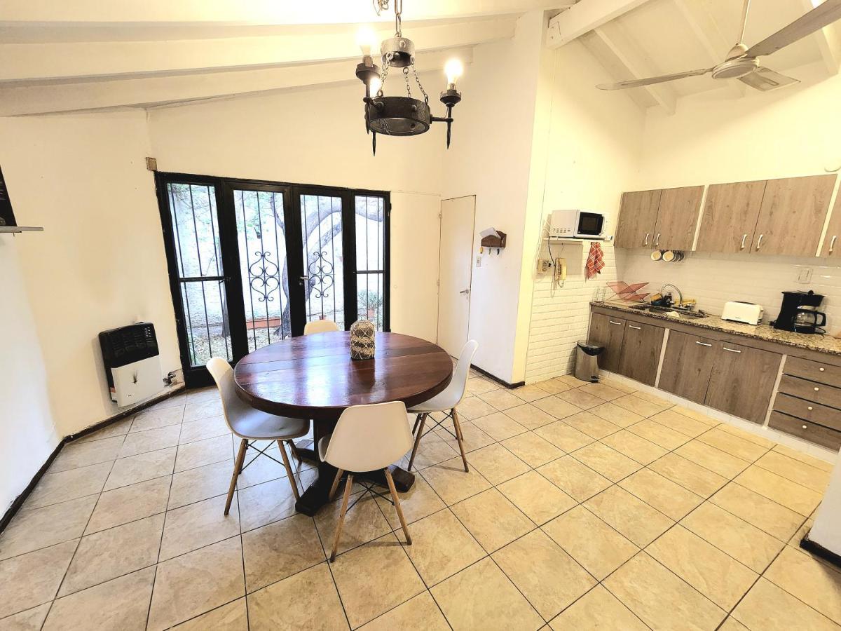 Big Beautiful House With Garden In 5Ta Seccion Neighbourhood Villa Mendoza Eksteriør billede